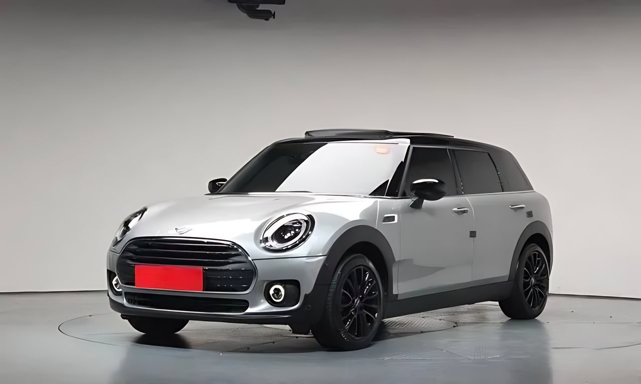 MINI Cooper Clubman из Южной Кореи — фото 1 из 10
