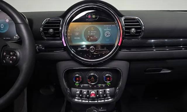 MINI Cooper Clubman из Южной Кореи — фото 8 из 10
