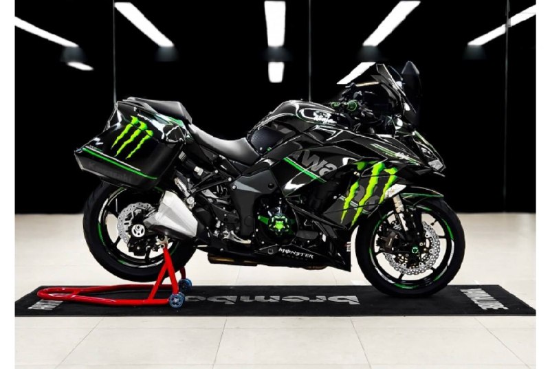 Kawasaki Z1000SX из Южной Кореи — фото 1 из 4