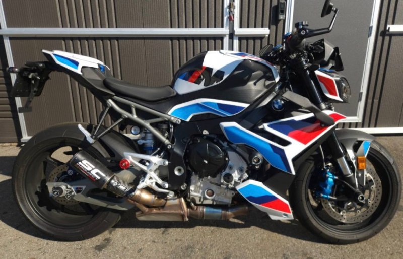 BMW M 1000 R из Южной Кореи — фото 1 из 4