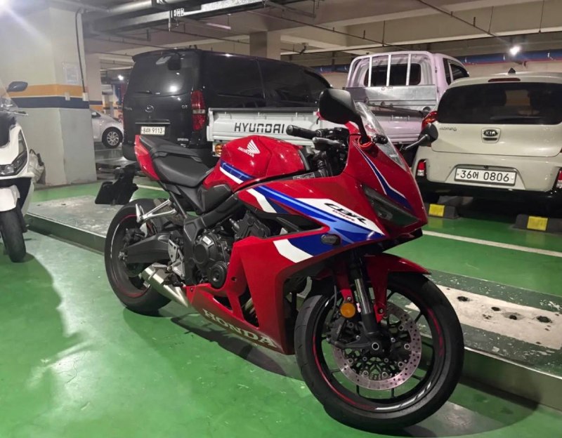 Honda CBR650R из Южной Кореи — фото 1 из 4