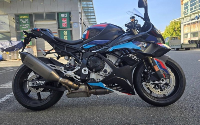 BMW S 1000 RR из Южной Кореи — фото 1 из 4