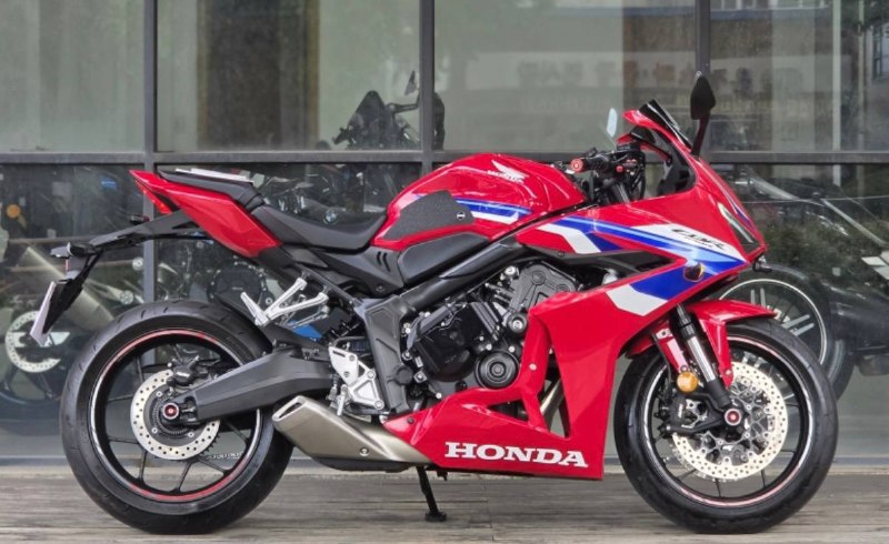 Honda CBR650R E-Clutch из Южной Кореи — фото 1 из 4