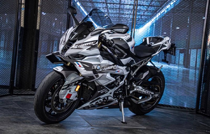 BMW S 1000 RR из Южной Кореи — фото 1 из 4