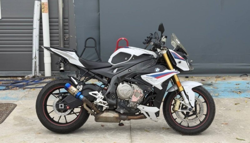 BMW S 1000 R ABS Pro из Южной Кореи — фото 1 из 4