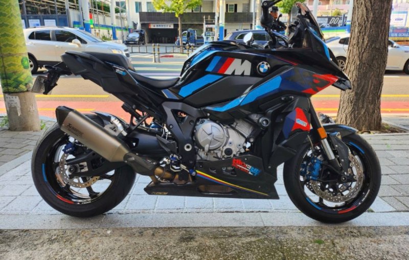 BMW M 1000 XR Competition из Южной Кореи — фото 1 из 4