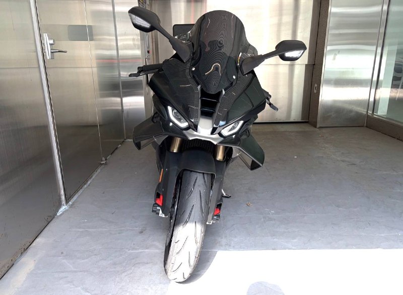 BMW S 1000 RR Race Package из Южной Кореи — фото 4 из 4