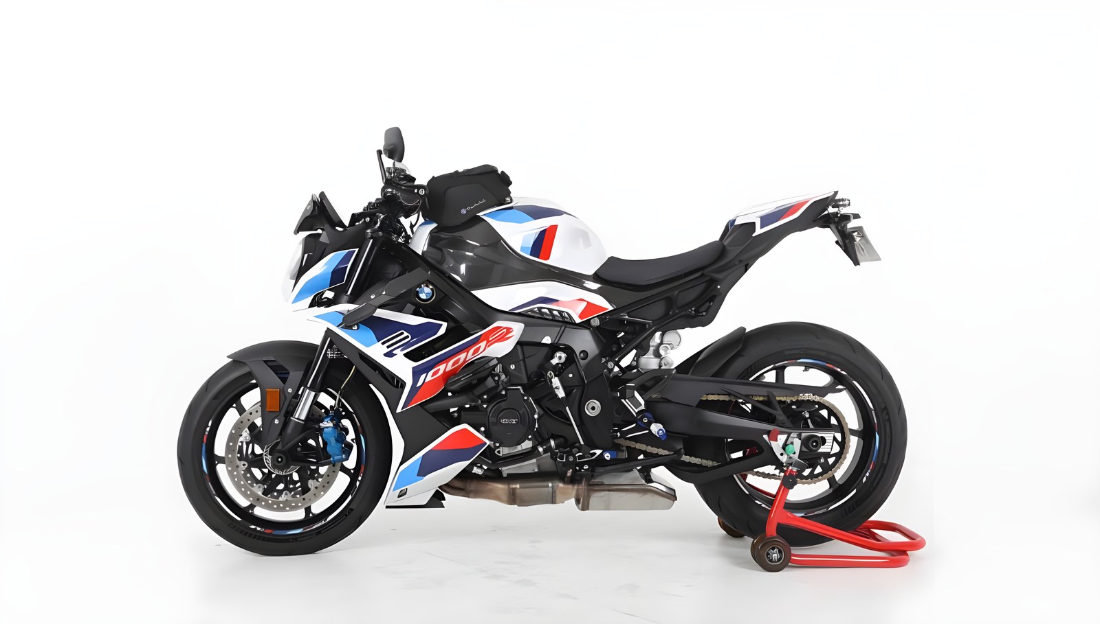 BMW M 1000 R из Южной Кореи — фото 1 из 4