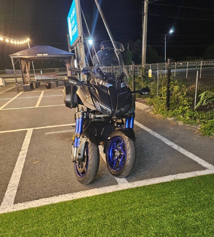 Yamaha Niken GT из Южной Кореи — фото 3 из 4