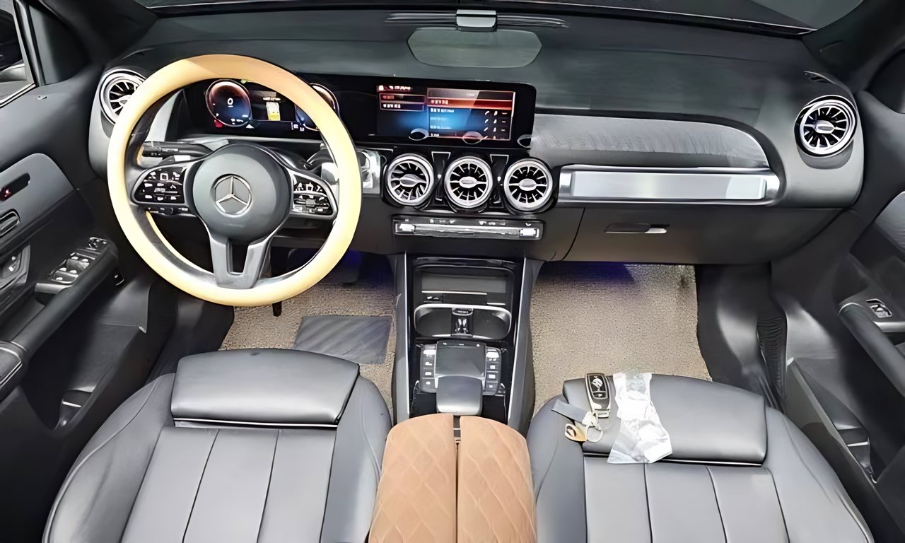 Mercedes-Benz GLB 200 d из Южной Кореи — фото 3 из 10