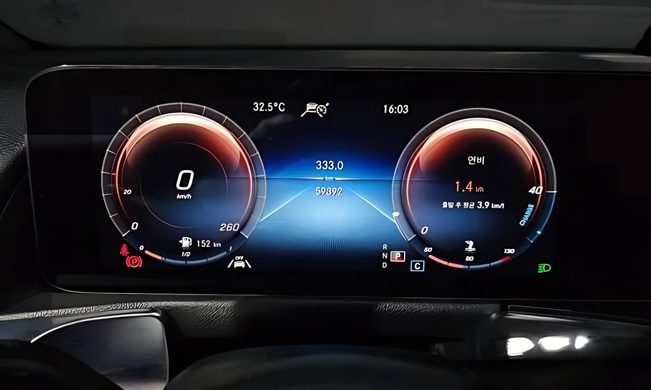 Mercedes-Benz GLB 200 d из Южной Кореи — фото 4 из 10