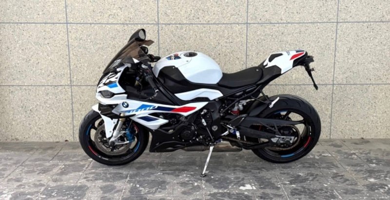 BMW S 1000 RR M Package из Южной Кореи — фото 3 из 4