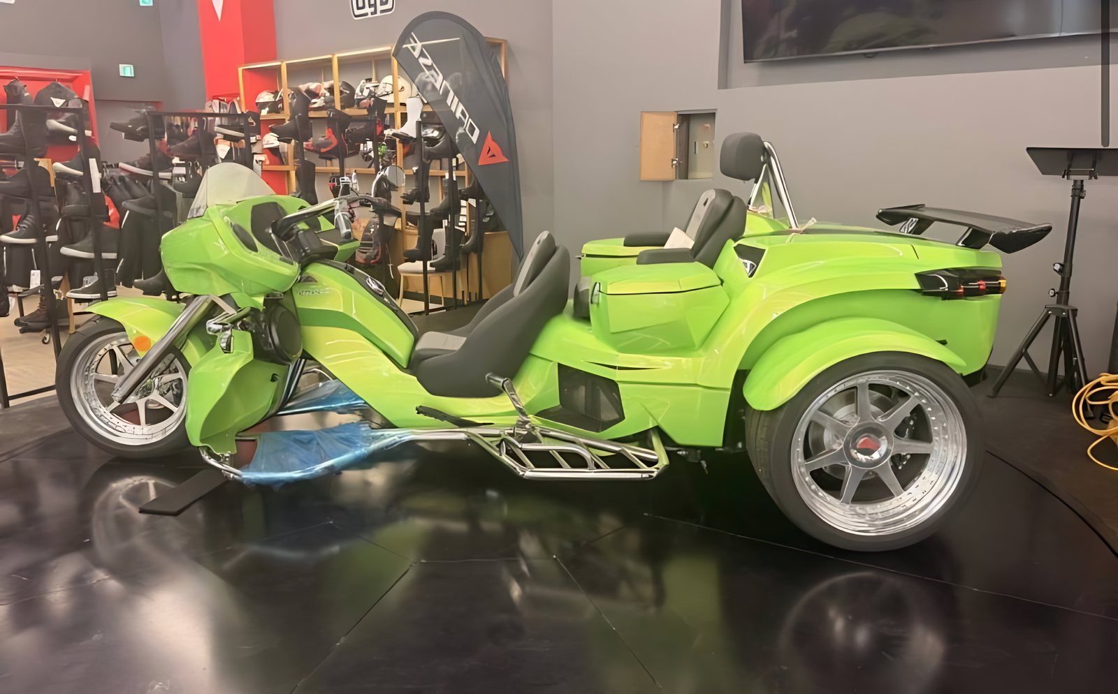 Rewaco GT Touring 140 Turbo из Южной Кореи — фото 3 из 4