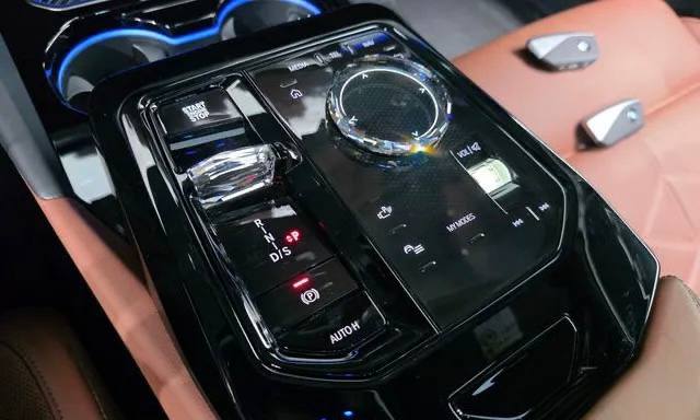 BMW 530i xDrive M Sport (G60) из Южной Кореи — фото 5 из 10