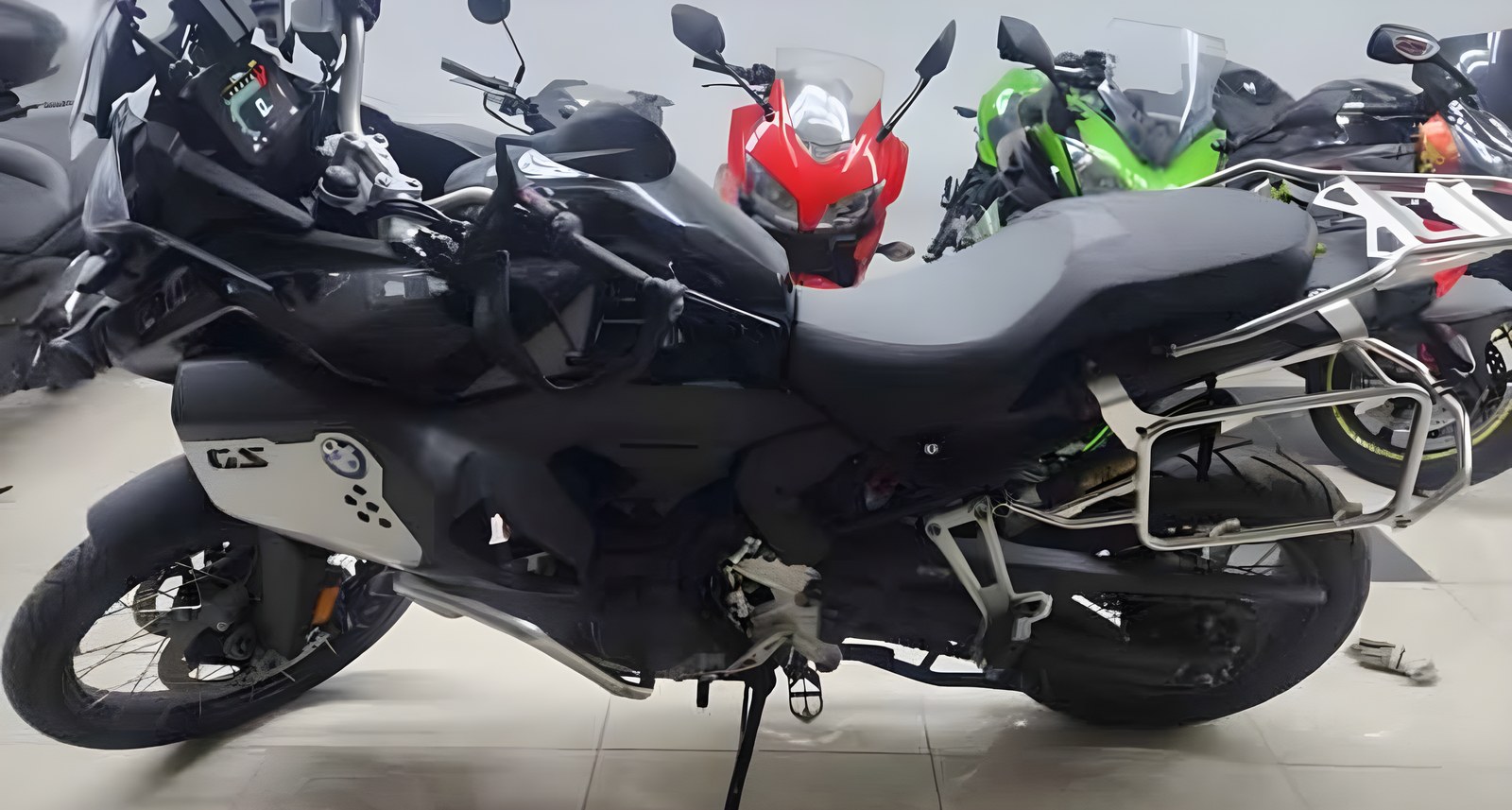 BMW F 900 GS Adventure из Южной Кореи — фото 1 из 4