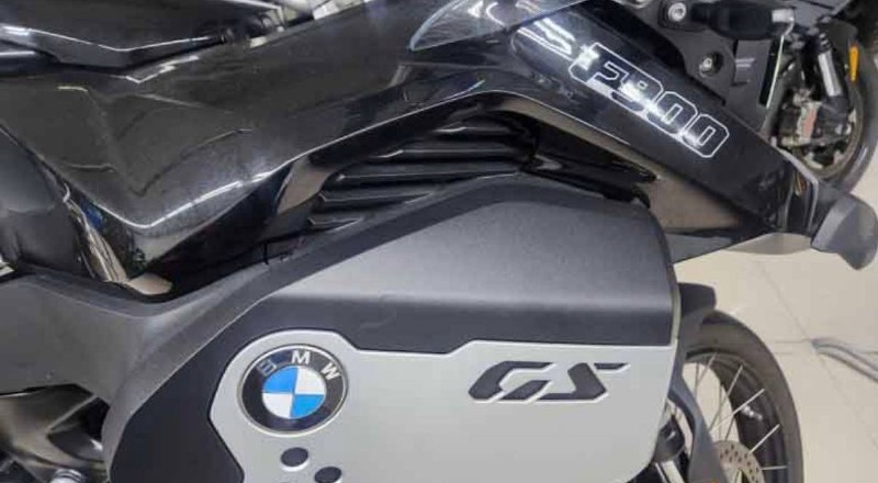 BMW F 900 GS Adventure из Южной Кореи — фото 2 из 4