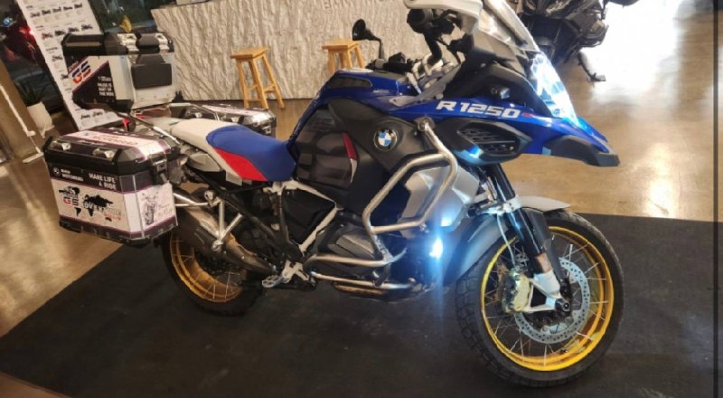 BMW R 1250 GS Adventure из Южной Кореи — фото 1 из 4