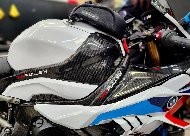 BMW S 1000 RR из Южной Кореи — фото 3 из 4