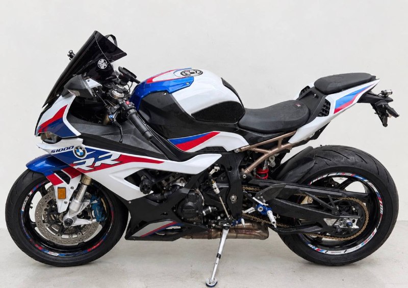 BMW S 1000 RR M Package из Южной Кореи — фото 1 из 4