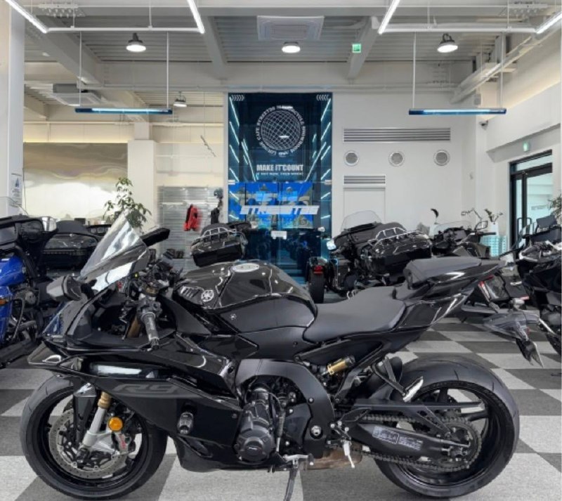 Yamaha YZF-R9 из Южной Кореи — фото 2 из 4