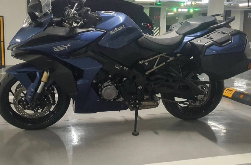 Suzuki GSX-S1000GT из Южной Кореи — фото 3 из 4