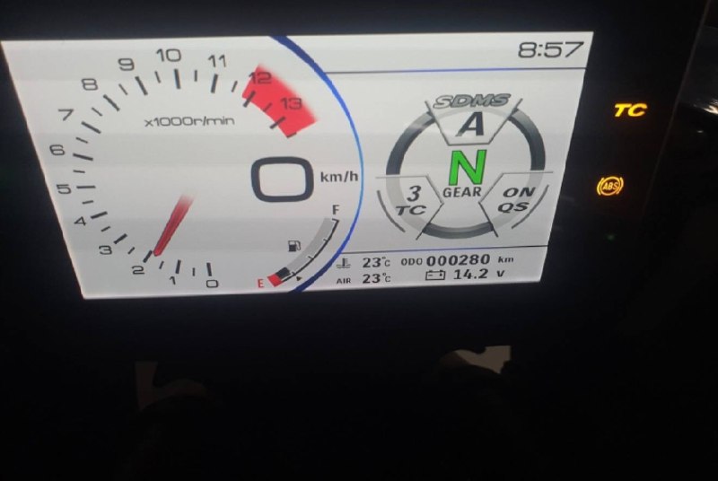 Suzuki GSX-S1000GT из Южной Кореи — фото 4 из 4