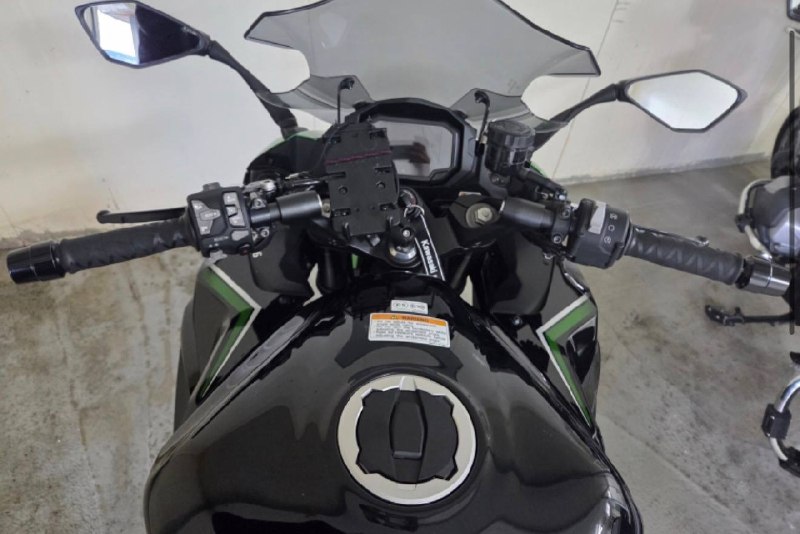 Kawasaki Ninja 1000SX из Южной Кореи — фото 4 из 4