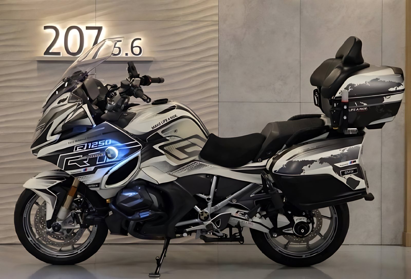 BMW R 1250 RT из Южной Кореи — фото 1 из 4