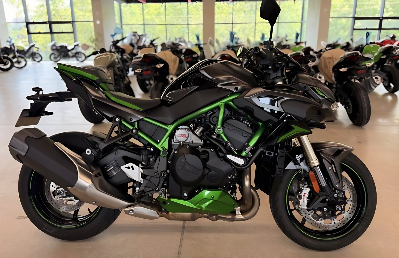 Kawasaki Z H2 SE ABS из Южной Кореи — фото 1 из 4