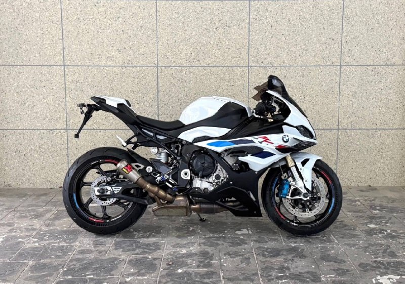 BMW S 1000 RR M Package из Южной Кореи — фото 2 из 4