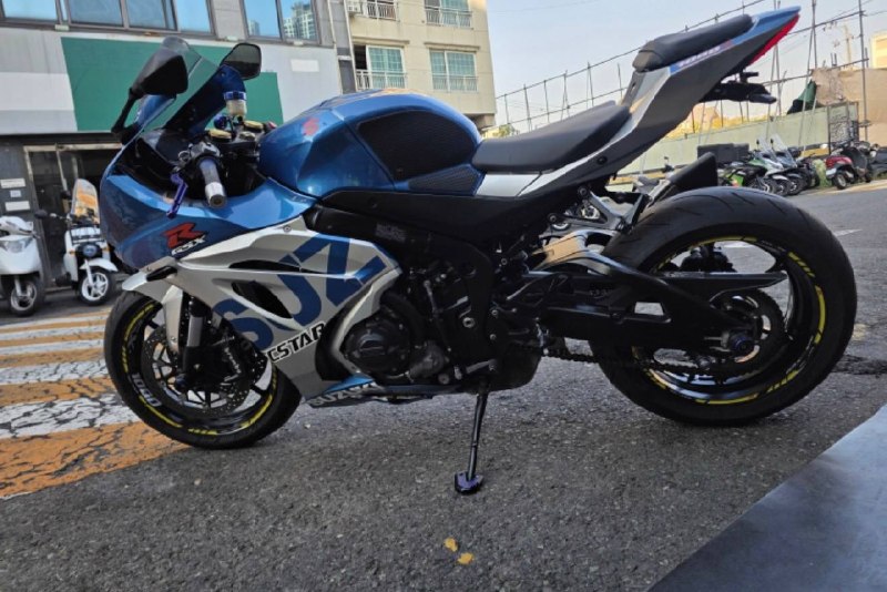 Suzuki GSX-R1000 из Южной Кореи — фото 2 из 4