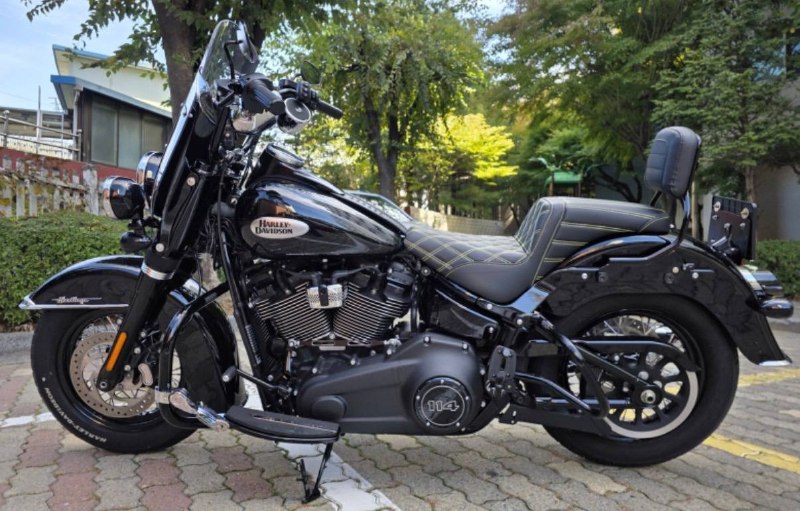 Harley-Davidson Heritage Classic 114 из Южной Кореи — фото 3 из 4