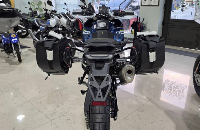 Husqvarna Norden 901 Expedition из Южной Кореи — фото 4 из 4