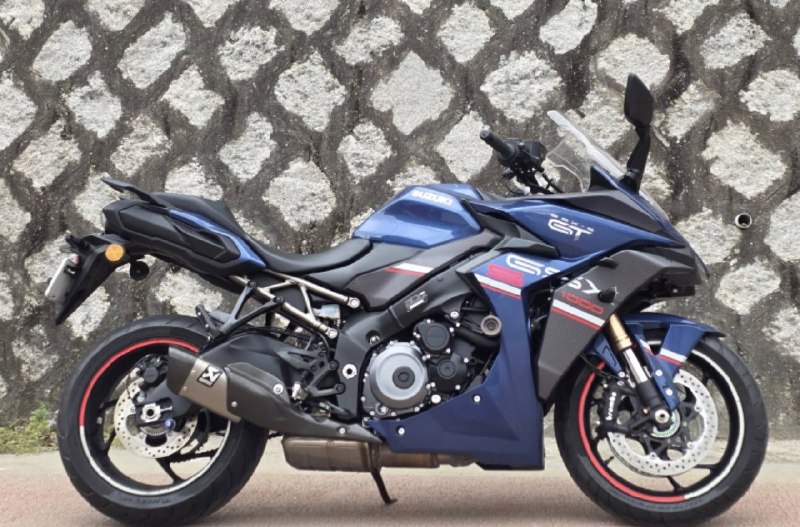 Suzuki GSX-S1000GT из Южной Кореи — фото 1 из 4