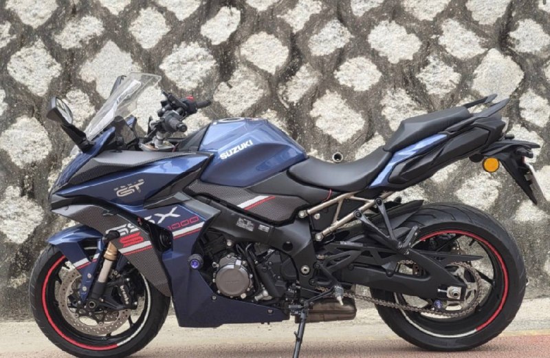 Suzuki GSX-S1000GT из Южной Кореи — фото 2 из 4
