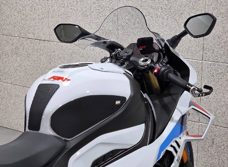 BMW S 1000 RR M Package из Южной Кореи — фото 4 из 4