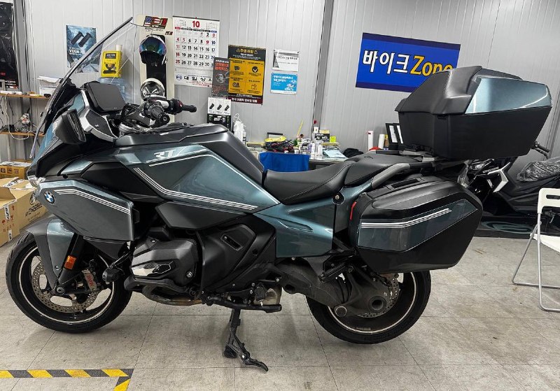 BMW R 1300 RT Option 719 из Южной Кореи — фото 1 из 4