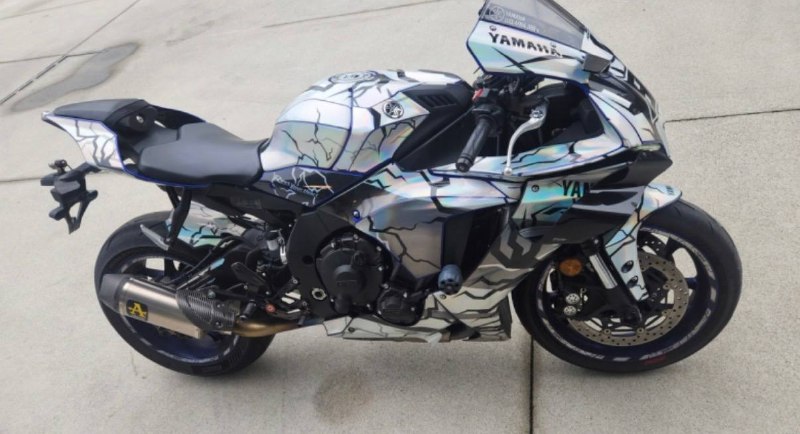 Yamaha YZF-R1 из Южной Кореи — фото 1 из 4