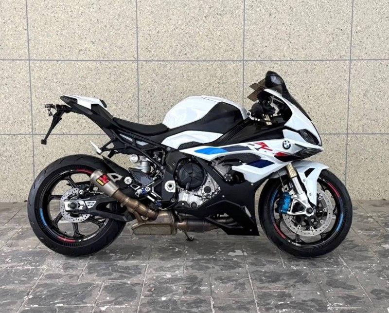 BMW S 1000 RR M Package из Южной Кореи — фото 3 из 4