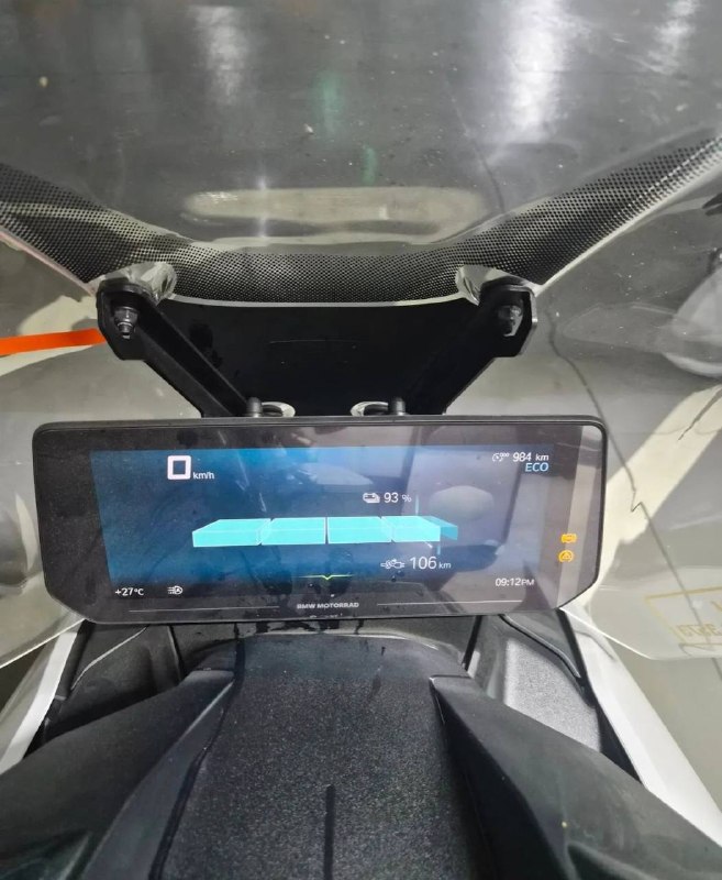 BMW CE 04 из Южной Кореи — фото 4 из 4