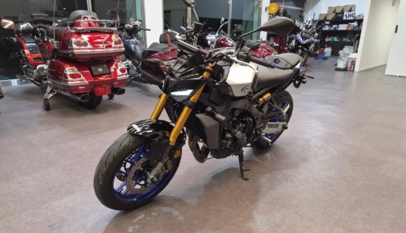 Yamaha MT-09 SP из Южной Кореи — фото 3 из 4