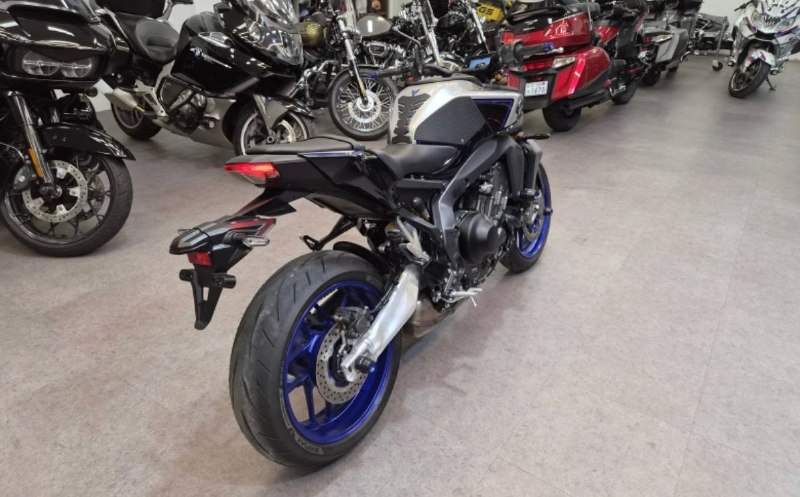 Yamaha MT-09 SP из Южной Кореи — фото 4 из 4