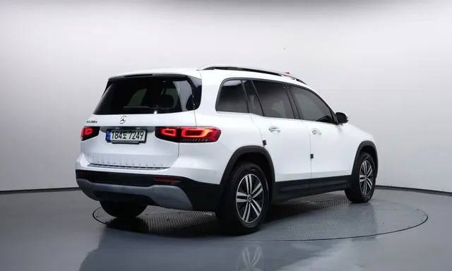 Mercedes-Benz GLB 200 d из Южной Кореи — фото 2 из 10