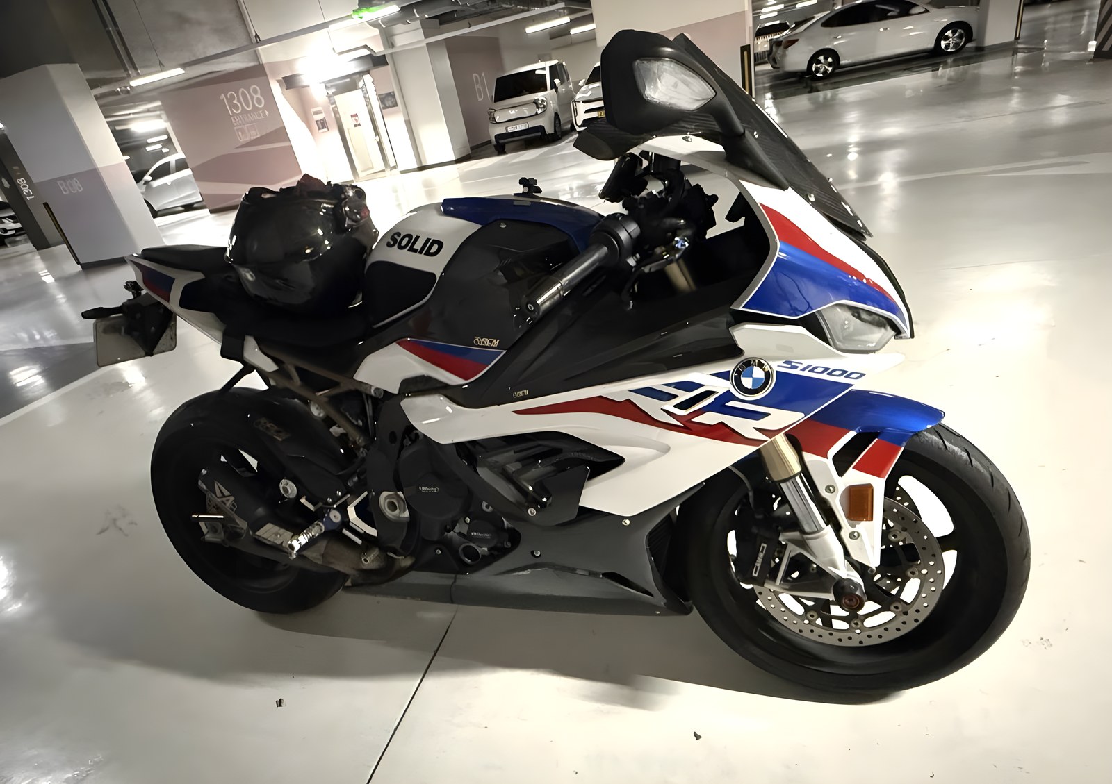 BMW S 1000 RR M Package из Южной Кореи — фото 1 из 4