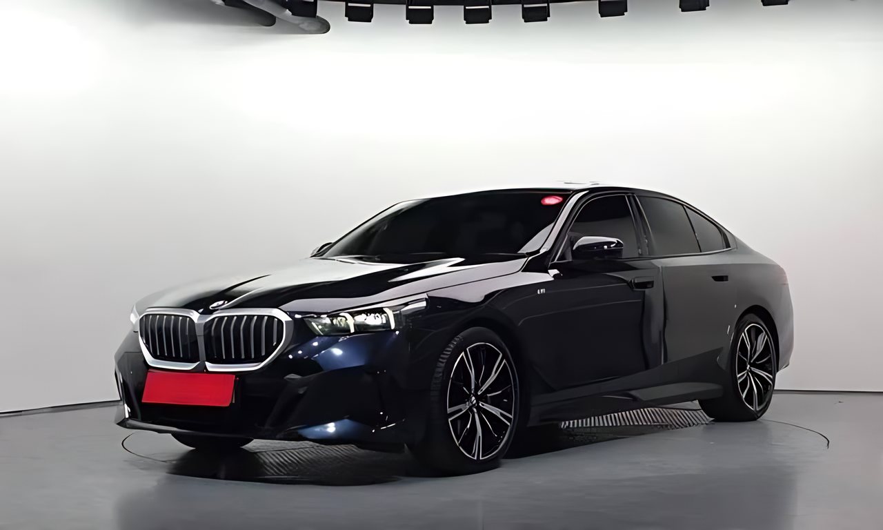 BMW 530i xDrive M Sport (G60) из Южной Кореи — фото 1 из 10