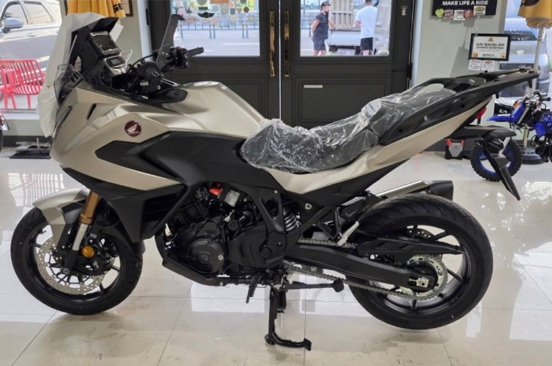 Honda NT1100 DCT из Южной Кореи — фото 3 из 4