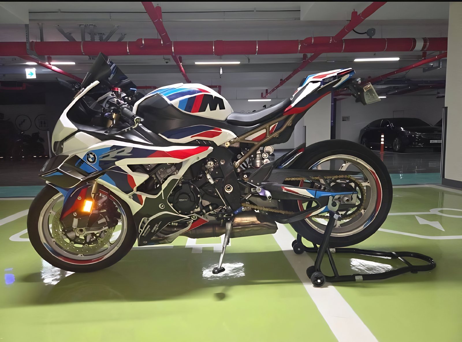 BMW S 1000 RR из Южной Кореи — фото 2 из 4