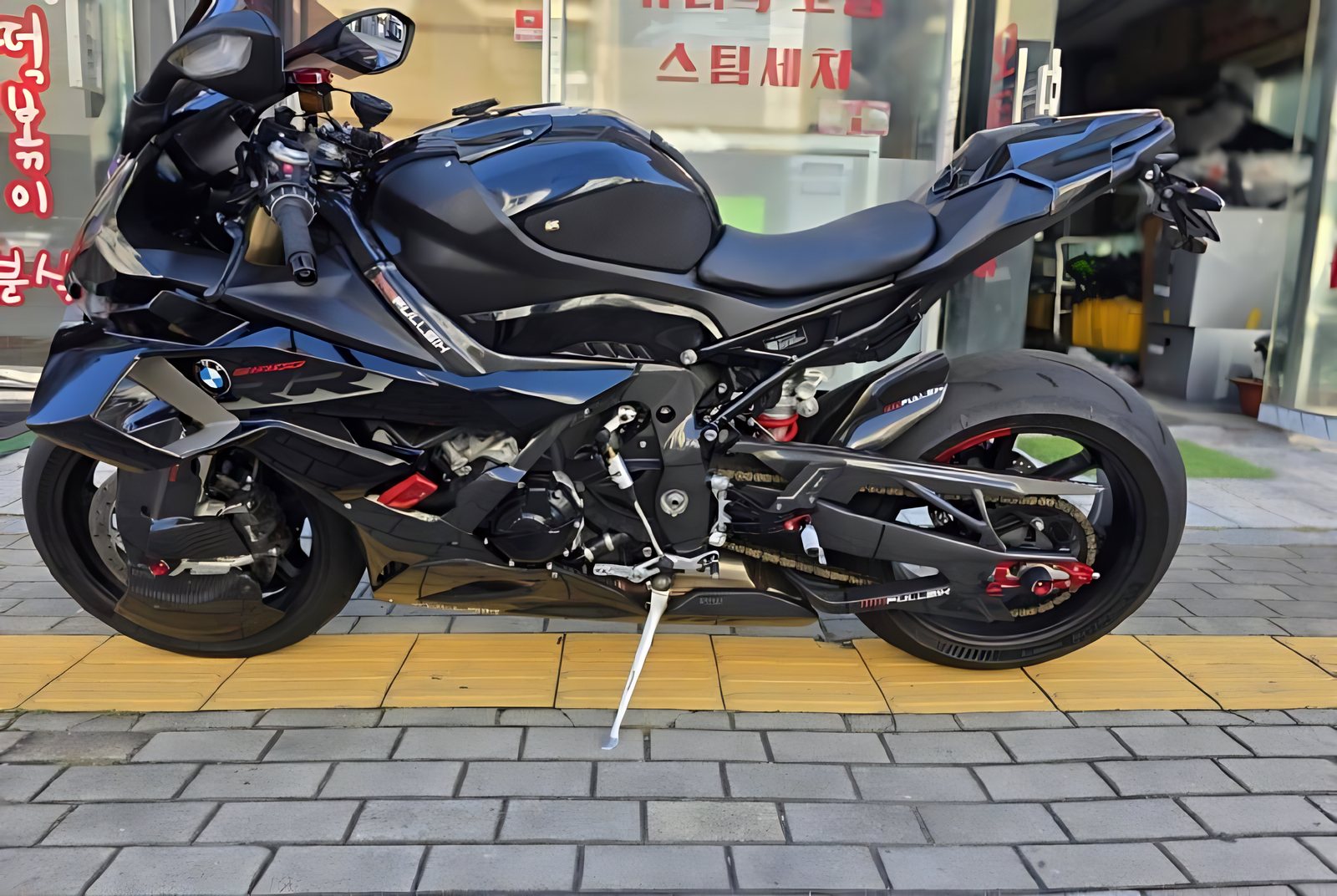 BMW S 1000 RR Race Package из Южной Кореи — фото 2 из 4