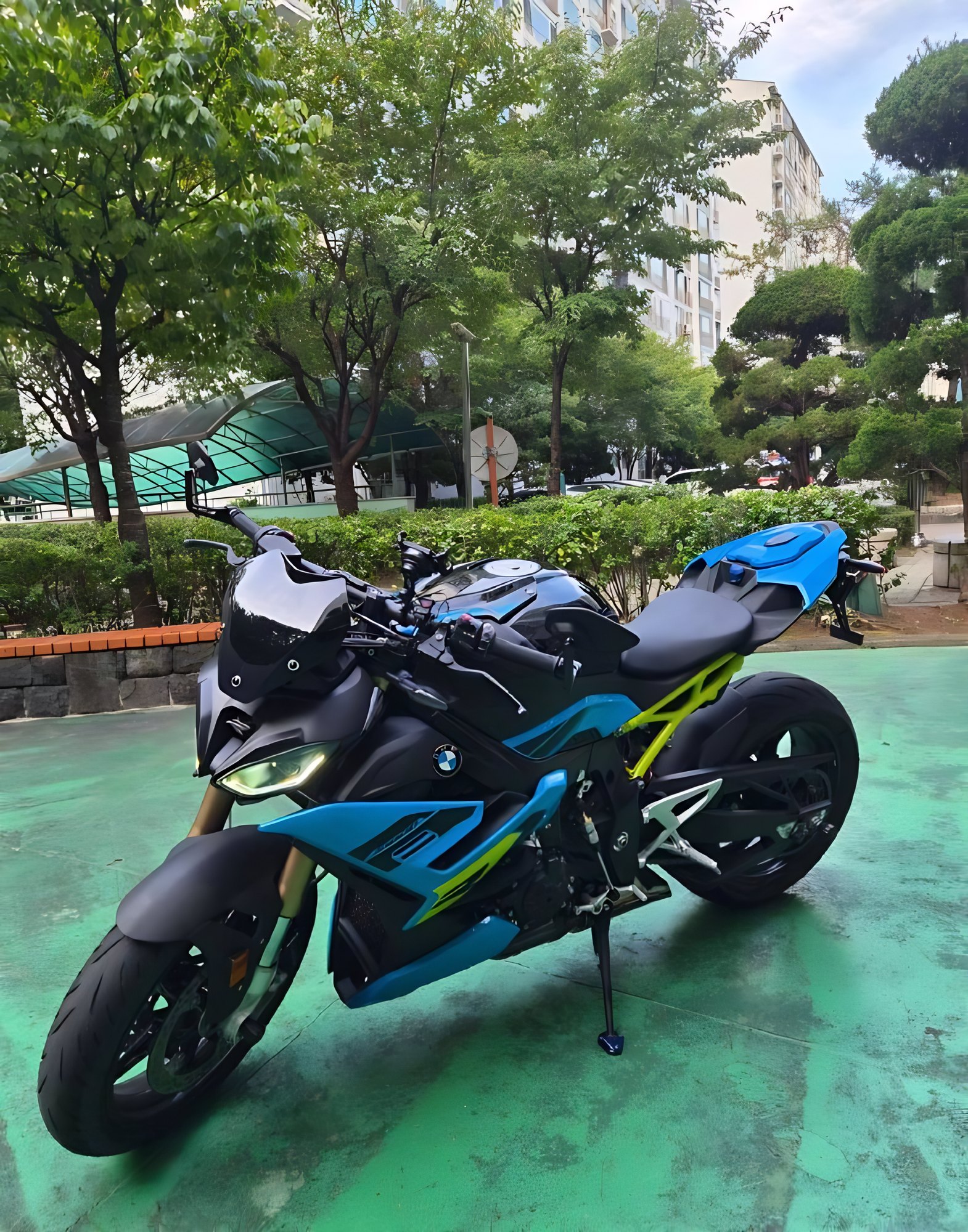 BMW S 1000 R из Южной Кореи — фото 2 из 4