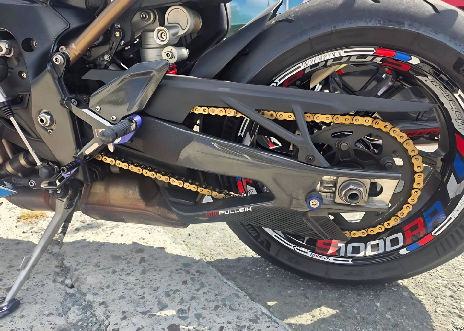 BMW S 1000 RR M Package из Южной Кореи — фото 3 из 4